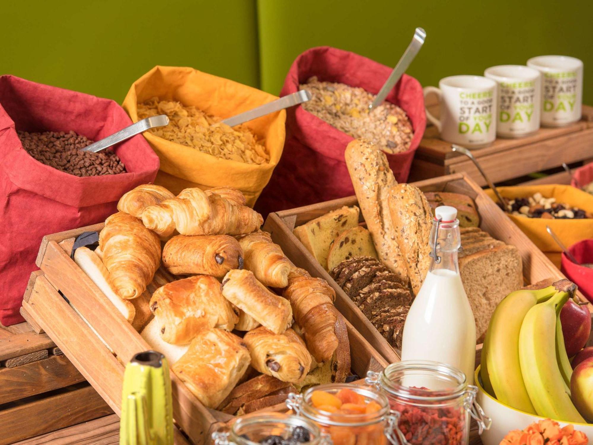 Ibis Styles Rouen Parc Expos Zenith Hotel Saint-Étienne-du-Rouvray Екстериор снимка