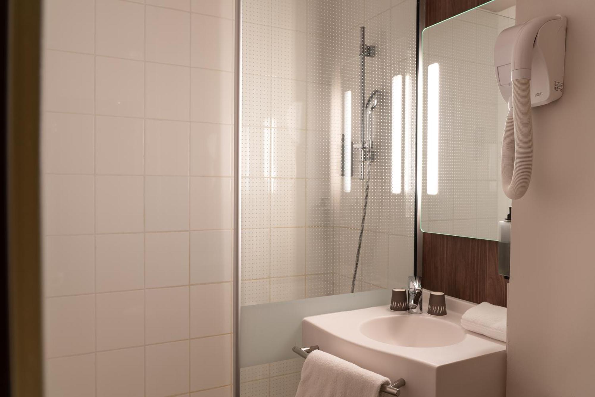 Ibis Styles Rouen Parc Expos Zenith Hotel Saint-Étienne-du-Rouvray Екстериор снимка
